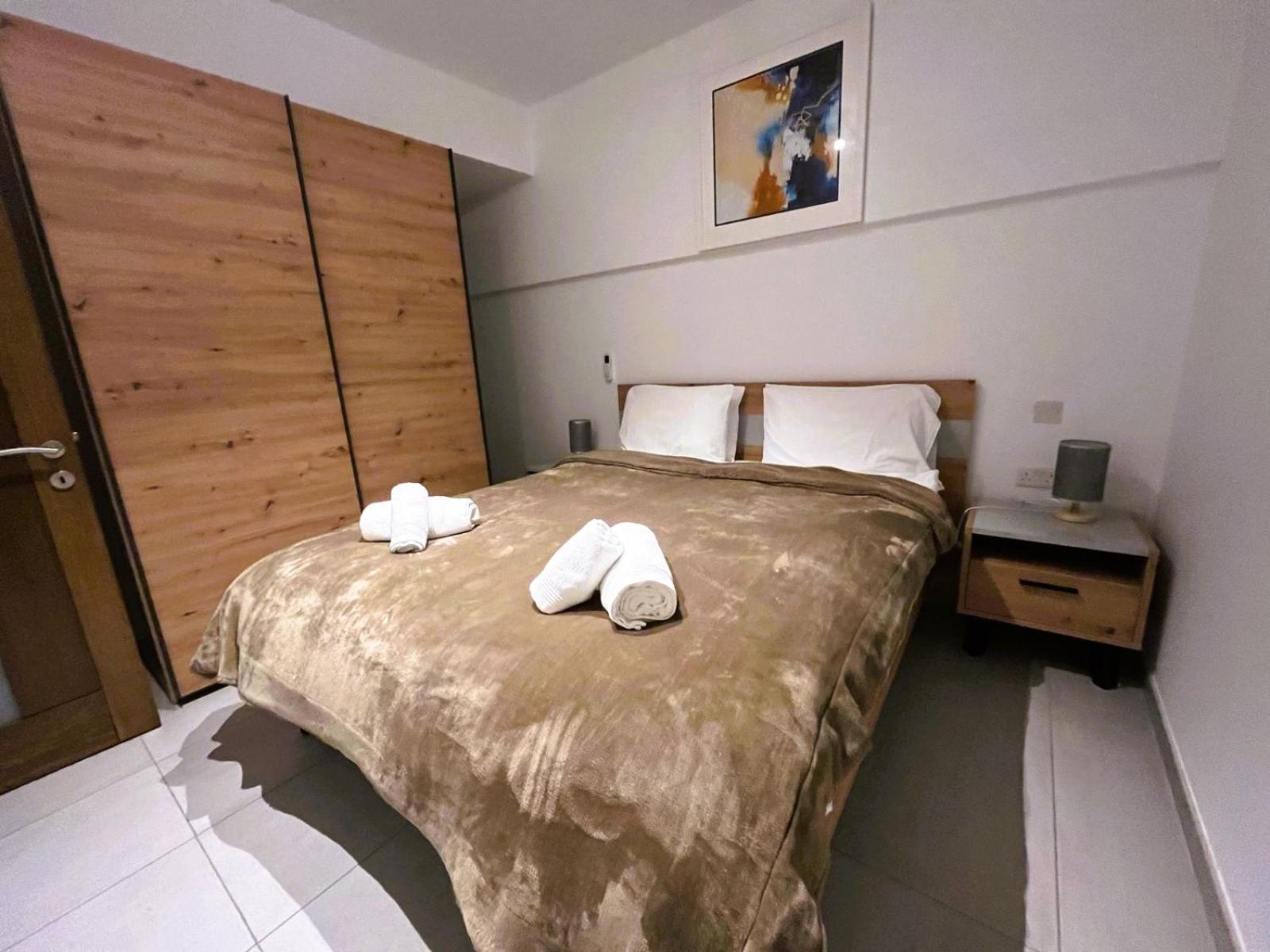 Saint Julian's 86 Spinola Bay 아파트 객실 사진